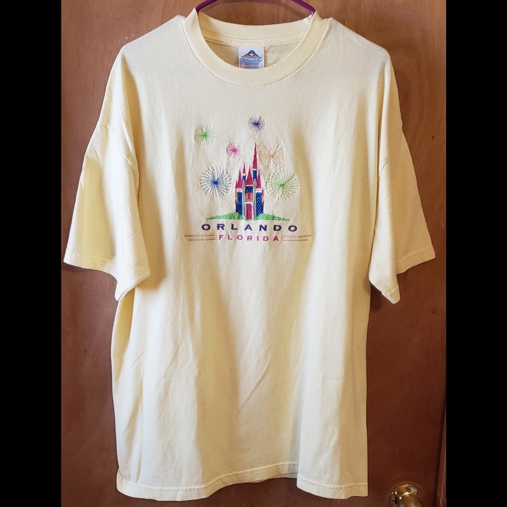 NWOT Womens Short-Sleeve T-Shirt Size: XL